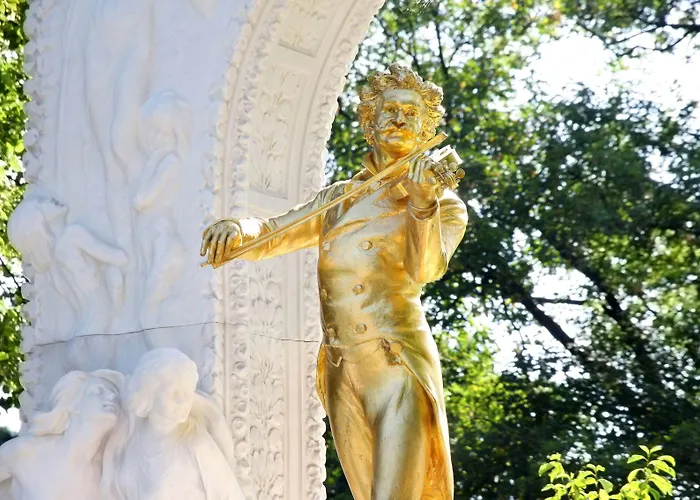 Viktoria Schoenbrunn Готель